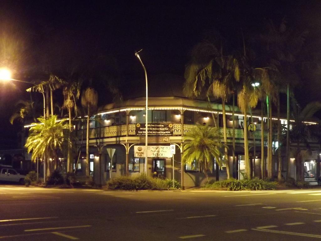 The Middle Pub Hotel Culburra Exterior foto